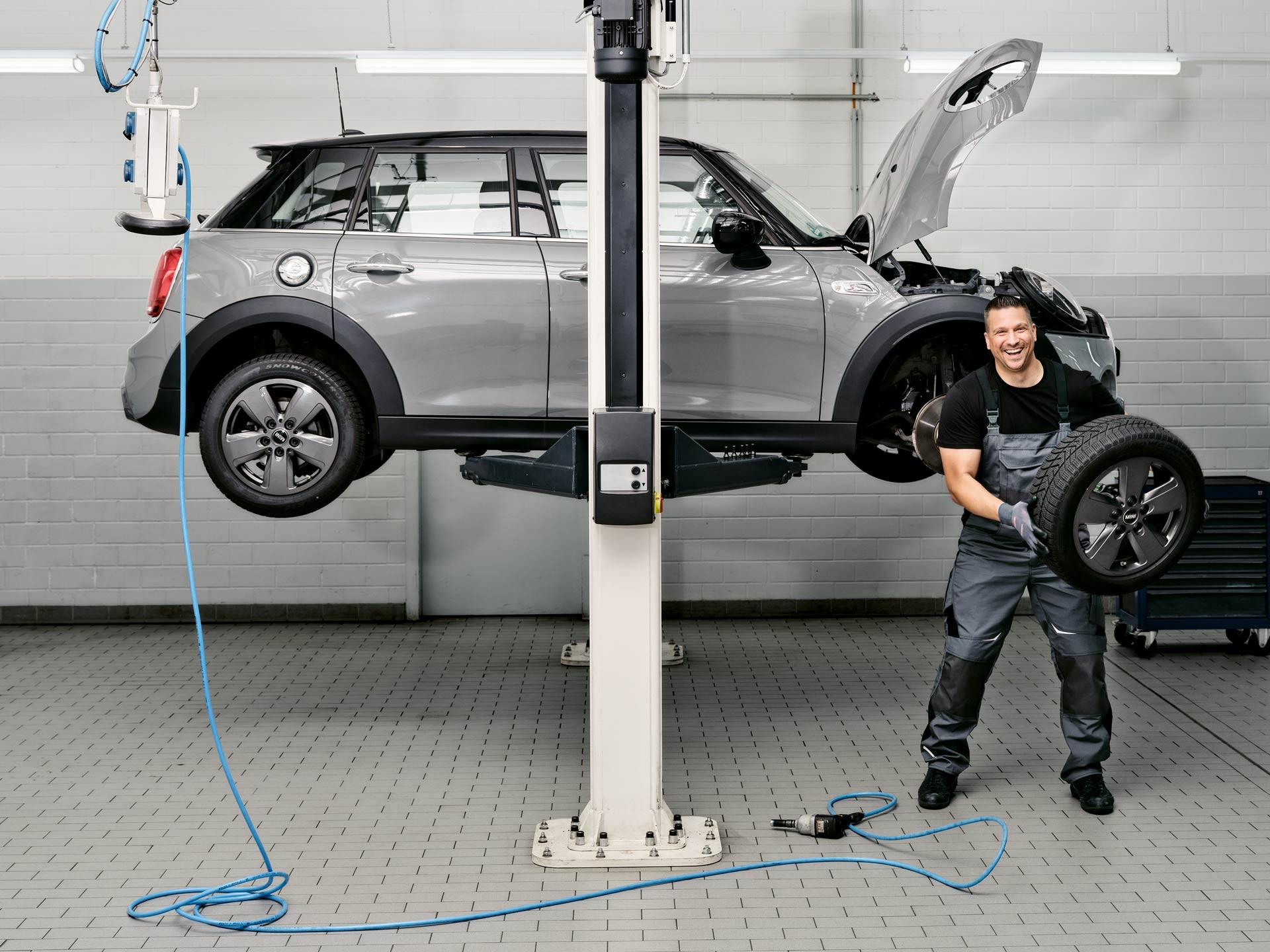 Oryginalne Usługi Naprawcze MINI – warsztat blacharski i lakierniczy MINI wymiana kół